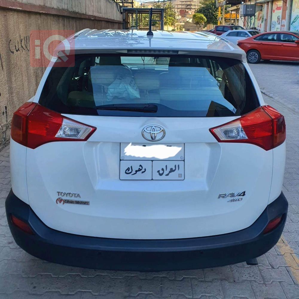 تۆیۆتا ڕاڤ 4